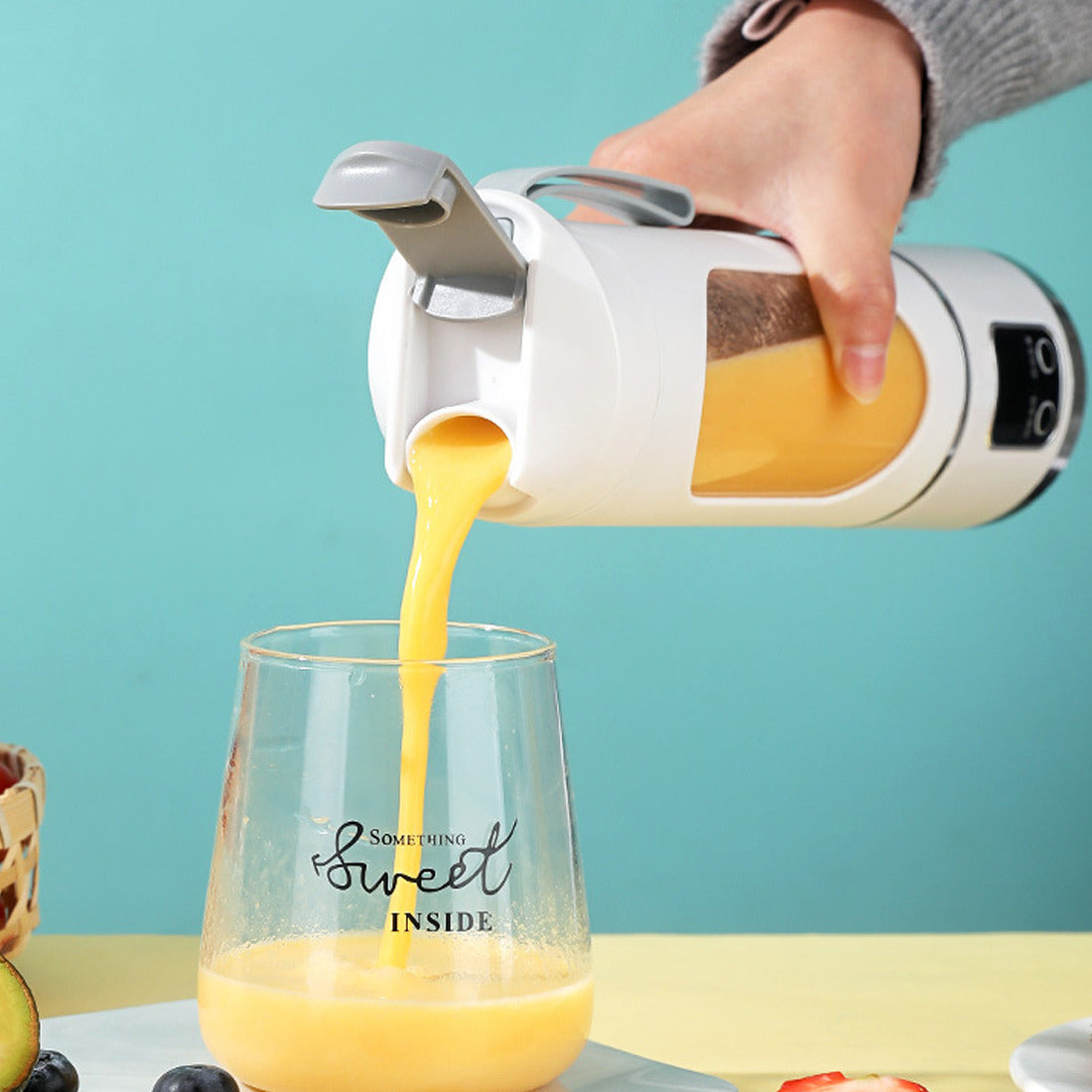 Portable Blender- Rechargeable Smoothie Blender Maker 450ml